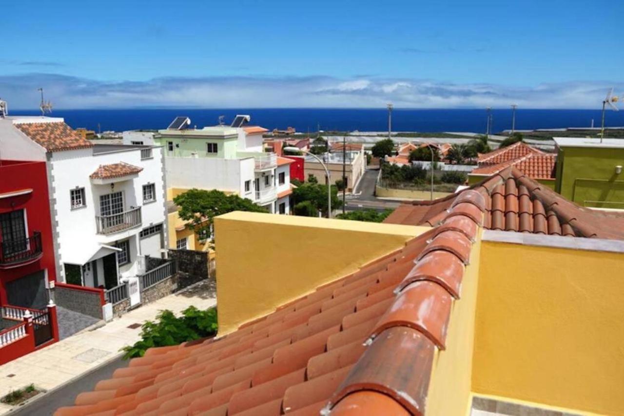 Casa Totalmente Renovada En Zona Muy Tranquila!!! Vistas Al Mar Y Montana Villa Buenavista Del Norte Exterior foto
